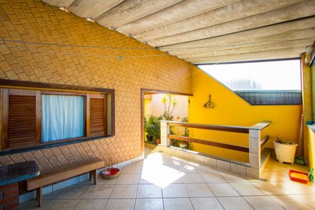 Casa à venda com 112m², 2 quartos e 2 vagas