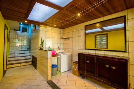 Casa à venda com 112m², 2 quartos e 2 vagas Casa à venda com 112m², 2 quartos e 2 vagasÁrea de serviço