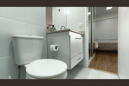 Studio à venda com 42m², 1 quarto e 1 vaga Studio à venda com 42m², 1 quarto e 1 vagaBanheiro
