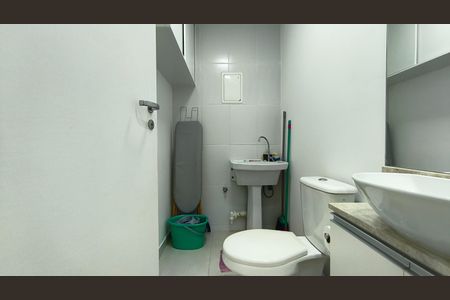 Lavabo e Área de Serviço de kitnet/studio para alugar com 1 quarto, 42m² em Paraíso, São Paulo