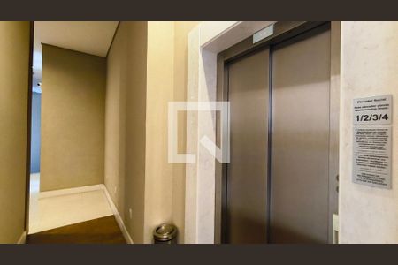 Elevador de kitnet/studio para alugar com 1 quarto, 42m² em Paraíso, São Paulo