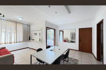 Apartamento para alugar com 85m², 3 quartos e 1 vaga Apartamento para alugar com 85m², 3 quartos e 1 vagaSala