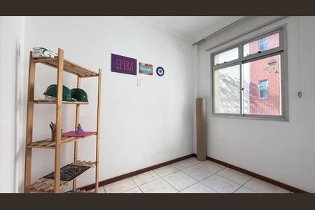 Apartamento para alugar com 85m², 3 quartos e 1 vaga Apartamento para alugar com 85m², 3 quartos e 1 vagaQuarto
