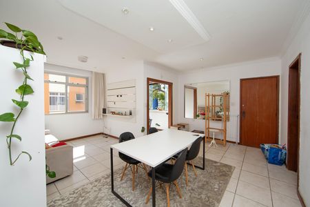 Apartamento para alugar com 3 quartos, 85m² em Estoril, Belo Horizonte