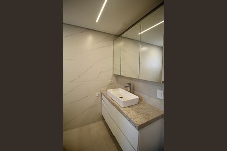Apartamento para alugar com 135m², 2 quartos e 1 vaga Apartamento para alugar com 135m², 2 quartos e 1 vagaBanheiro - Detalhe