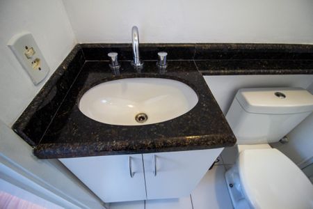Apartamento para alugar com 48m², 2 quartos e 1 vagaBanheiro 