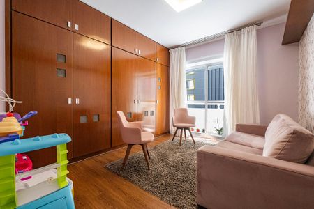 Apartamento à venda com 303m², 3 quartos e 3 vagas Apartamento à venda com 303m², 3 quartos e 3 vagasQuarto 4