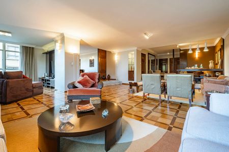 Apartamento à venda com 303m², 3 quartos e 3 vagas Apartamento à venda com 303m², 3 quartos e 3 vagasSala