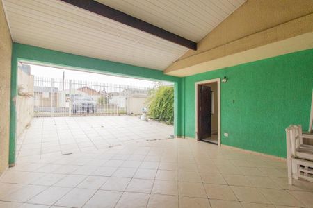 Garagem de casa para alugar com 4 quartos, 185m² em Pinheirinho, Curitiba