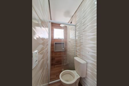 Banheiro Quarto 2 de casa para alugar com 2 quartos, 2147483647m² em Conjunto Promorar Estrada da Parada, São Paulo