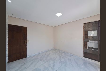 Quarto 2 de casa para alugar com 2 quartos, 2147483647m² em Conjunto Promorar Estrada da Parada, São Paulo