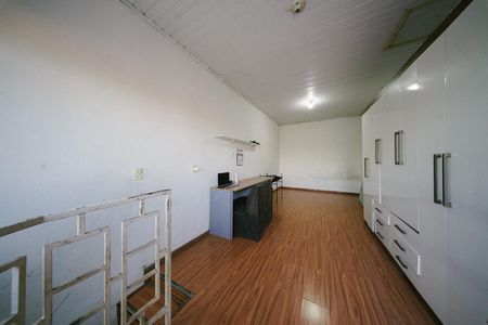 Casa para alugar com 3 quartos, 240m² em Parque Boturussu, São Paulo