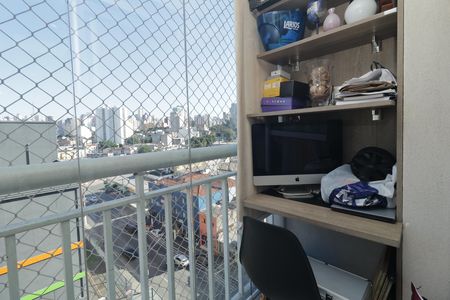 Apartamento para alugar com 55m², 2 quartos e 1 vagaVaranda