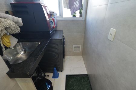 Apartamento para alugar com 55m², 2 quartos e 1 vagaÁrea de Serviço