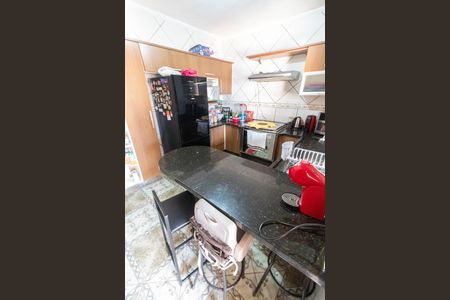 Casa à venda com 200m², 3 quartos e 3 vagas Casa à venda com 200m², 3 quartos e 3 vagasBANHEIRO SOCIAL