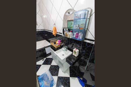 Casa à venda com 200m², 3 quartos e 3 vagas Casa à venda com 200m², 3 quartos e 3 vagasBANHEIRO DA SUITE
