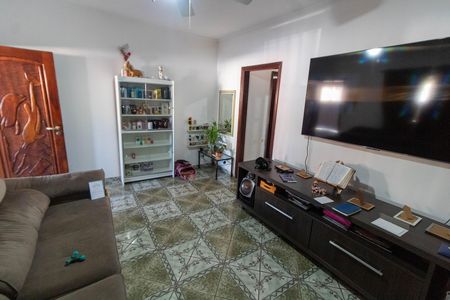 Casa à venda com 200m², 3 quartos e 3 vagas Casa à venda com 200m², 3 quartos e 3 vagasSALA