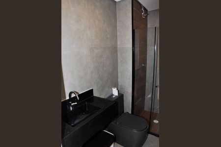 Apartamento para alugar com 38m², 2 quartos e sem vaga Apartamento para alugar com 38m², 2 quartos e sem vagaDetalhe - Banheiro Social