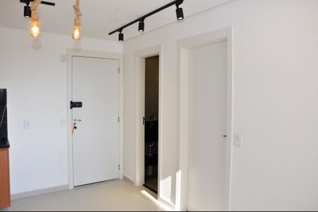 Apartamento para alugar com 38m², 2 quartos e sem vaga Apartamento para alugar com 38m², 2 quartos e sem vagaDetalhe - Sala e Sala de Jantar