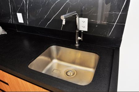 Apartamento para alugar com 38m², 2 quartos e sem vaga Apartamento para alugar com 38m², 2 quartos e sem vagaDetalhe - Cozinha Americana