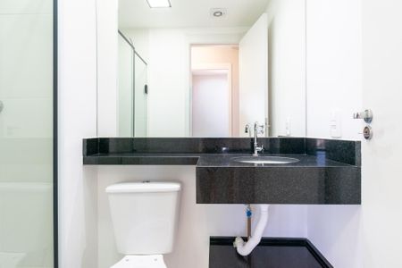 Banheiro  de apartamento para alugar com 2 quartos, 38m² em Vila Paulista, São Paulo