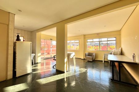 Apartamento à venda com 50m², 2 quartos e 1 vaga Apartamento à venda com 50m², 2 quartos e 1 vagaÁrea comum - Salão de festas