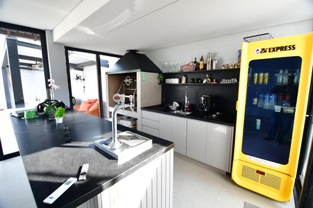 Casa à venda com 490m², 3 quartos e 4 vagasVaranda gourmet