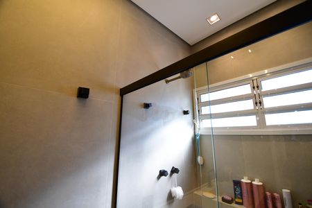 Casa à venda com 490m², 3 quartos e 4 vagasBanheiro 