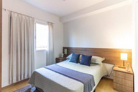 Studio para alugar com 32m², 1 quarto e 1 vaga Studio para alugar com 32m², 1 quarto e 1 vagaStudio
