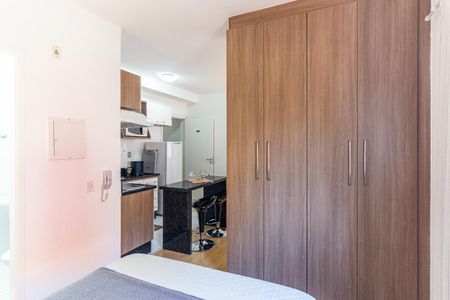 Studio para alugar com 32m², 1 quarto e 1 vaga Studio para alugar com 32m², 1 quarto e 1 vagaStudio