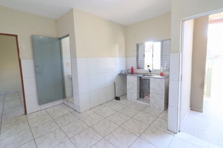Cozinha de casa para alugar com 1 quarto, 38m² em Conceicao, Osasco