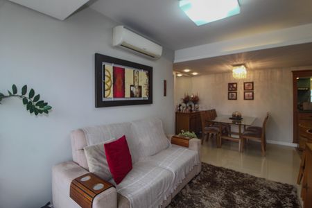 Sala de apartamento para alugar com 3 quartos, 84m² em Santana, Porto Alegre