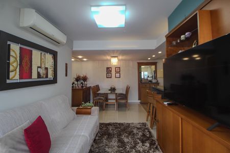 Apartamento para alugar com 84m², 3 quartos e 2 vagas Apartamento para alugar com 84m², 3 quartos e 2 vagasSala