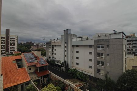 Vista de apartamento para alugar com 3 quartos, 84m² em Santana, Porto Alegre