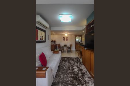 Apartamento para alugar com 84m², 3 quartos e 2 vagas Apartamento para alugar com 84m², 3 quartos e 2 vagasSala