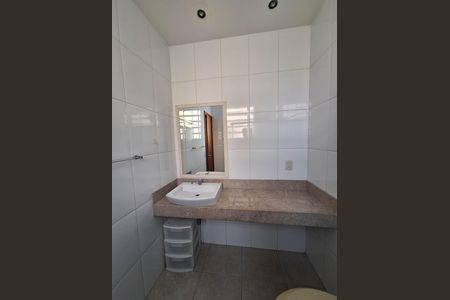Apartamento à venda com 100m², 2 quartos e sem vaga Apartamento à venda com 100m², 2 quartos e sem vagaBanheiro da Suíte 1