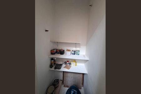 Apartamento à venda com 100m², 2 quartos e sem vaga Apartamento à venda com 100m², 2 quartos e sem vagaDespensa