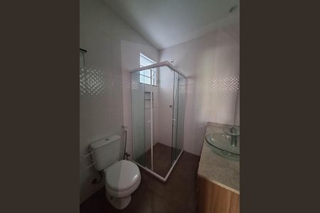 Apartamento à venda com 100m², 2 quartos e sem vaga Apartamento à venda com 100m², 2 quartos e sem vagaBanheiro da Suíte 2