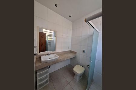 Apartamento à venda com 100m², 2 quartos e sem vaga Apartamento à venda com 100m², 2 quartos e sem vagaBanheiro da Suíte 1