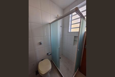 Apartamento à venda com 100m², 2 quartos e sem vaga Apartamento à venda com 100m², 2 quartos e sem vagaBanheiro da Suíte 1