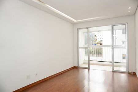 Sala de apartamento para alugar com 3 quartos, 70m² em Esplanada, Belo Horizonte