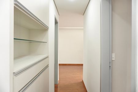Apartamento para alugar com 70m², 3 quartos e 1 vaga Apartamento para alugar com 70m², 3 quartos e 1 vagaCorredor