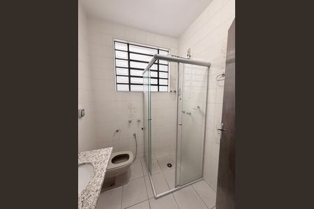 Casa para alugar com 566m², 3 quartos e 3 vagasBanheiro Social
