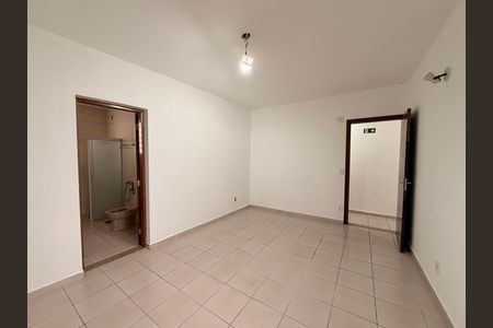 Casa para alugar com 566m², 3 quartos e 3 vagasQuarto 2 - Suíte
