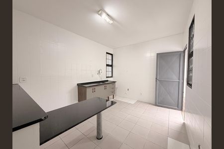 Casa para alugar com 566m², 3 quartos e 3 vagasCozinha