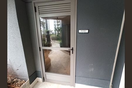 Apartamento para alugar com 106m², 3 quartos e 2 vagas Apartamento para alugar com 106m², 3 quartos e 2 vagasMini Market