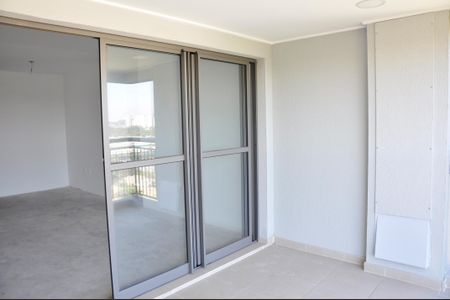 Apartamento para alugar com 106m², 3 quartos e 2 vagas Apartamento para alugar com 106m², 3 quartos e 2 vagasDetalhe - Varanda