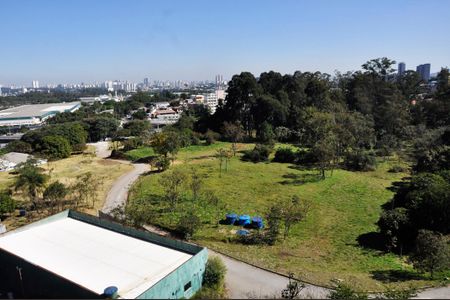 Apartamento para alugar com 106m², 3 quartos e 2 vagas Apartamento para alugar com 106m², 3 quartos e 2 vagasDetalhe - Vista do Quarto 01 com Suíte