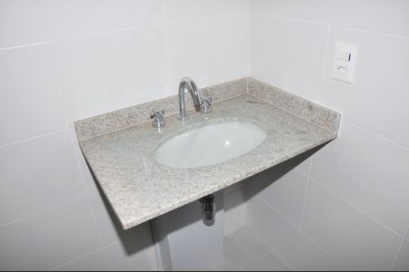 Apartamento para alugar com 106m², 3 quartos e 2 vagas Apartamento para alugar com 106m², 3 quartos e 2 vagasDetalhe - Banheiro Social