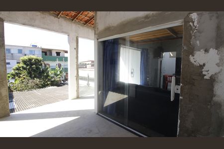 Varanda de kitnet/studio para alugar com 1 quarto, 35m² em Tangara, Cabo Frio